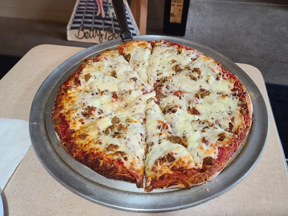 Sausage Mushroom and Onion Pizza